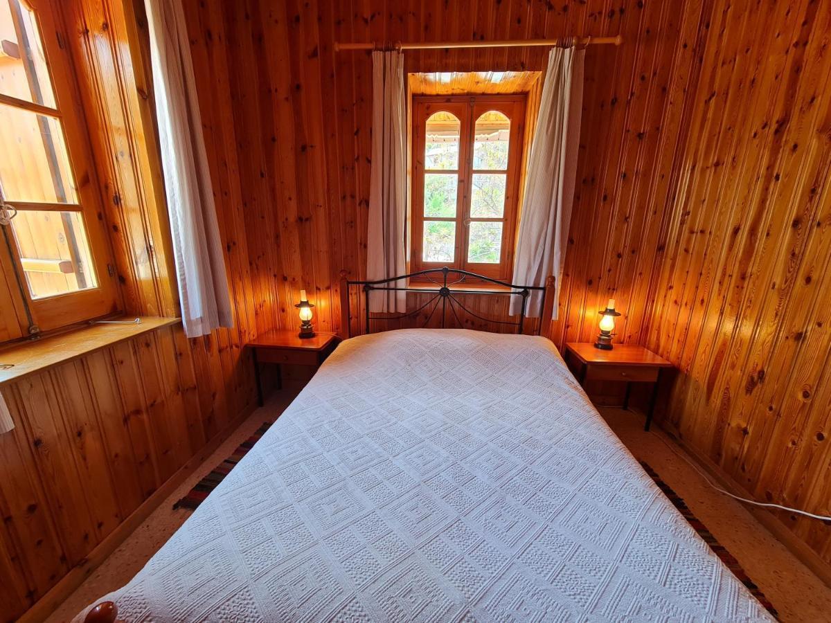 Elpiniki'S Old House Villa Kalopanagiotis Ngoại thất bức ảnh